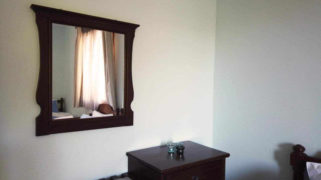 Fistiki Rooms Agia Marina  Exteriör bild