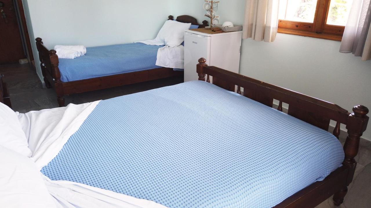Fistiki Rooms Agia Marina  Exteriör bild
